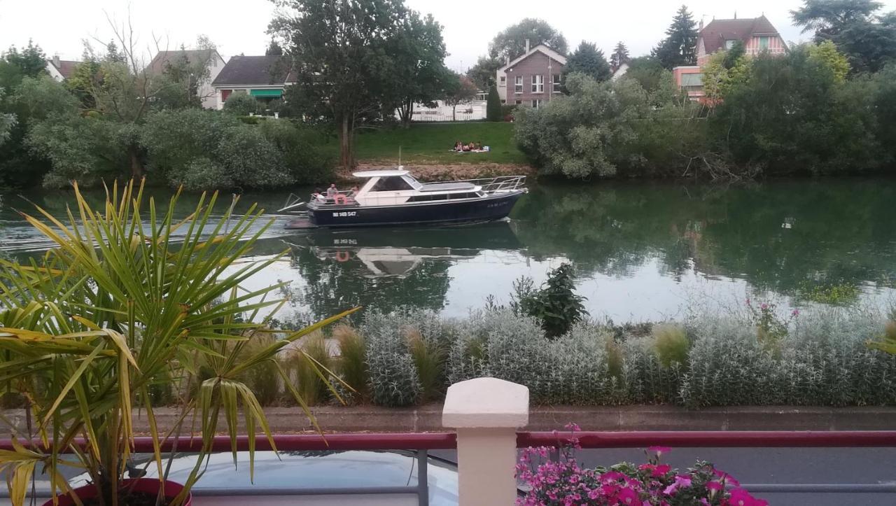 Les Pingouins De La Marne Bed and Breakfast Le Perreux-Sur-Marne Eksteriør billede